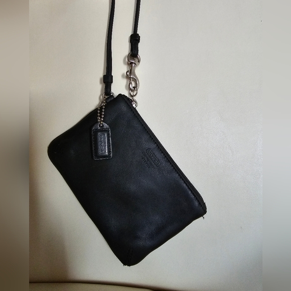 Coach Handbags - Coach Black Wrislet